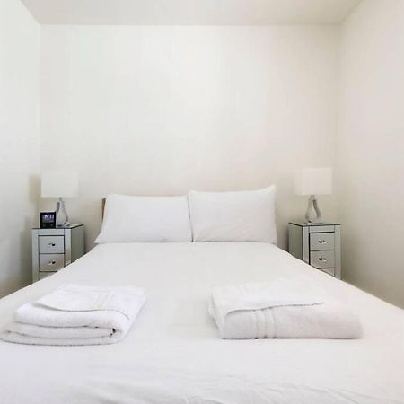 Beautiful 2 Bedroom Mews House With Parking By The Beach 브라이턴 외부 사진